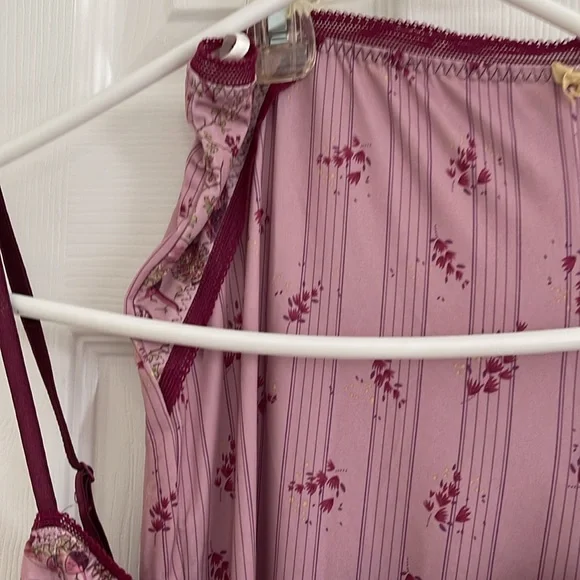 DKNY women’s 2-piece pajama set, Medium - Picture 3 of 5